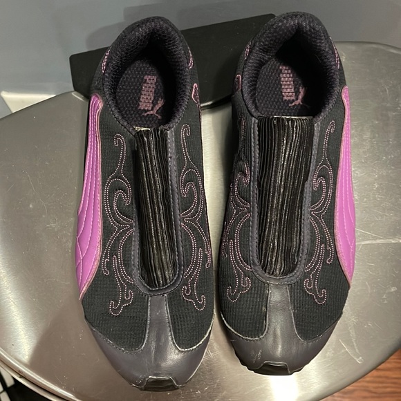Puma size 8 purple black limited edition from Europe slip on sneakers rare - Picture 1 of 7